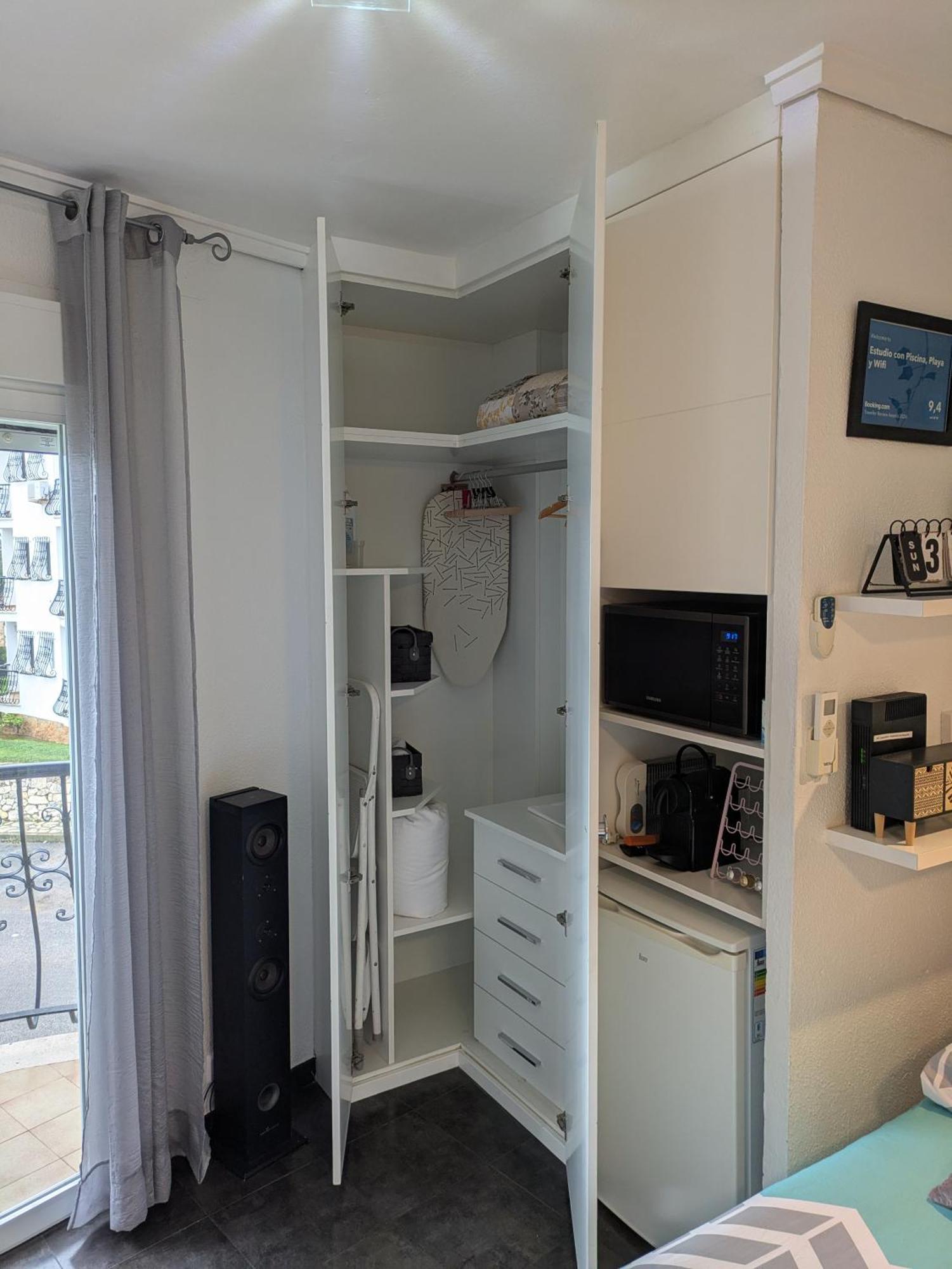 Estudio Con Piscina, Playa Y Wifi Denia Ngoại thất bức ảnh