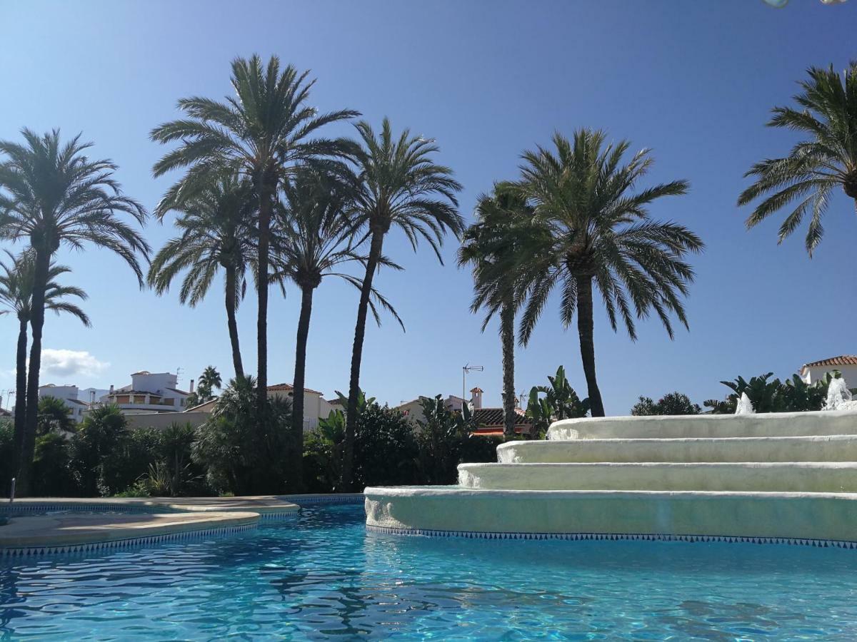 Estudio Con Piscina, Playa Y Wifi Denia Ngoại thất bức ảnh